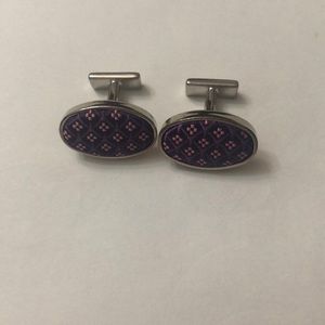 Cuff links